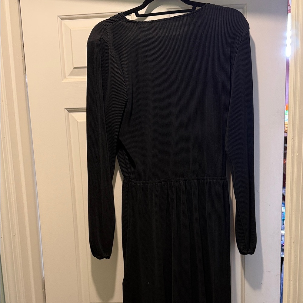 Abercrombie & Fitch Black Long Sleeve Dress - Picture 5 of 5